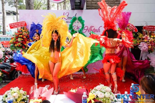Cung Cấp Nhóm Múa Carnival Khai Trương Spa R’melain